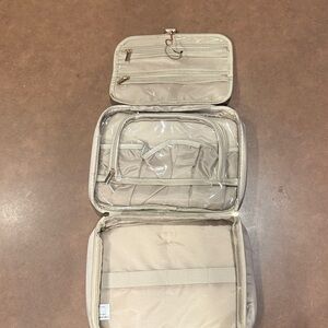 Paris Hilton Hanging Toiletry Bag